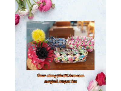 TEMPAT TISU DARI PLASTIK KEMASAN